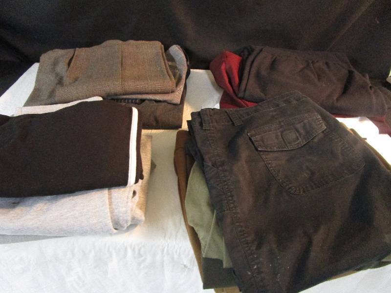 lot 61 image: 16 pair of pants
