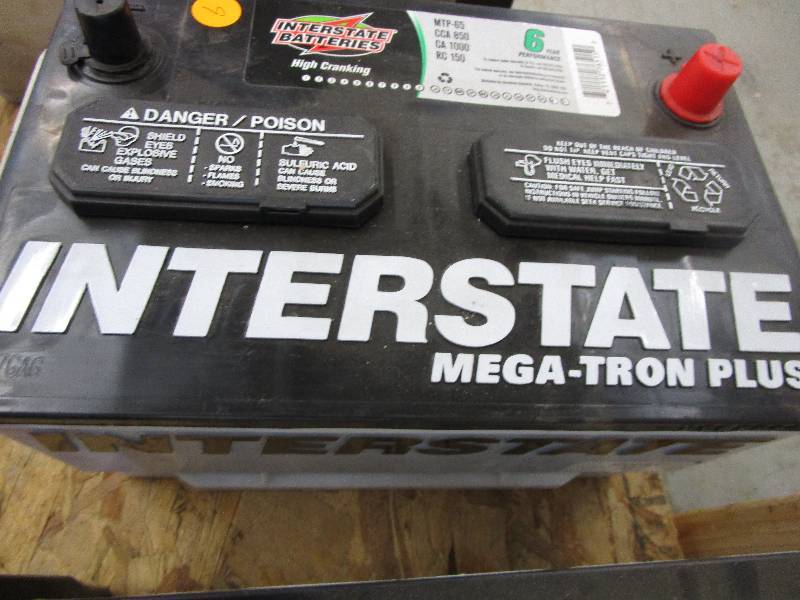 lot 9 image: Automotive Battery Unused J6 5 Year Performance