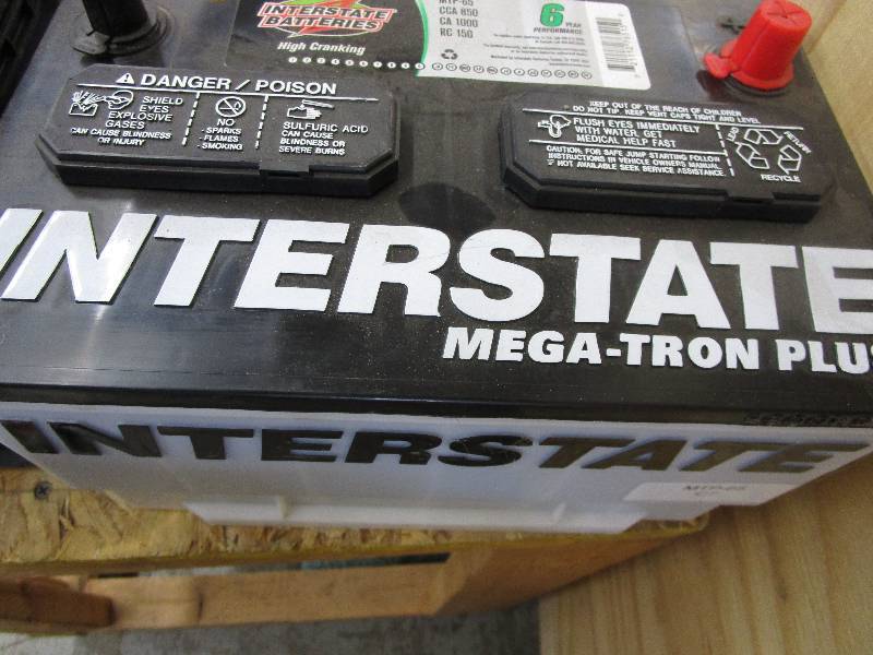 lot 10 image: Automotive Battery Unused J6 5 Year Performance