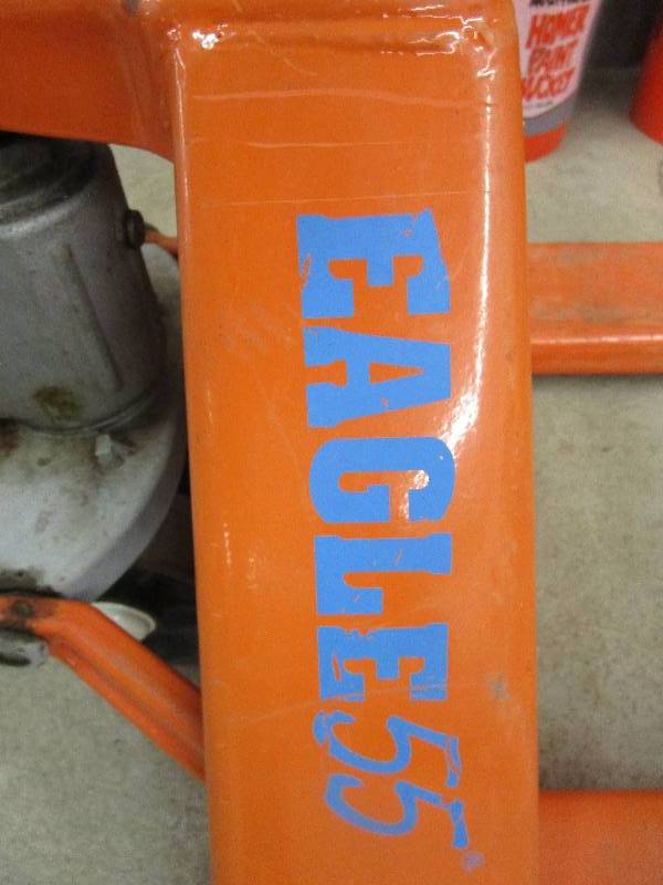 lot 26 image: Eagle 55 Pallet Jack