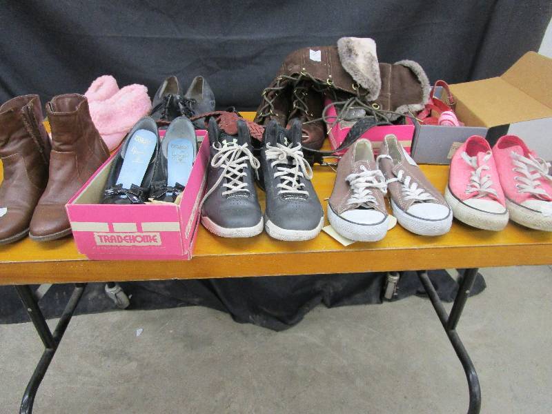 lot 81 image: Shoes, Some Vitage Converse and boots all to go
