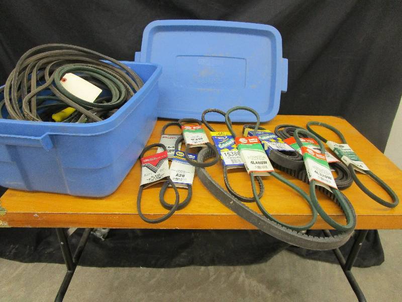 lot 90 image: Bunch of Belts