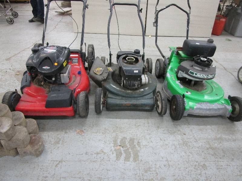 lot 102 image: Parts OnlyLawnboy, Poulan and Craftsman