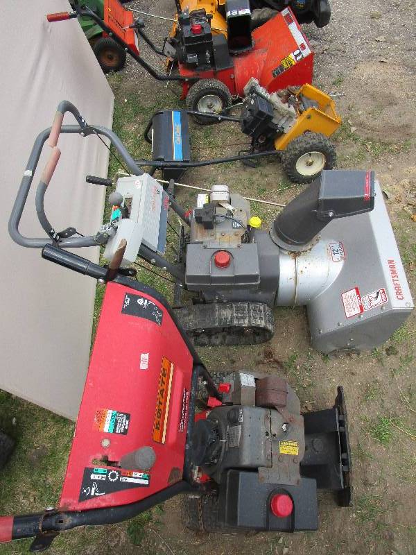 lot 111 image: 4 Snowblowers Parts and Scraps Only