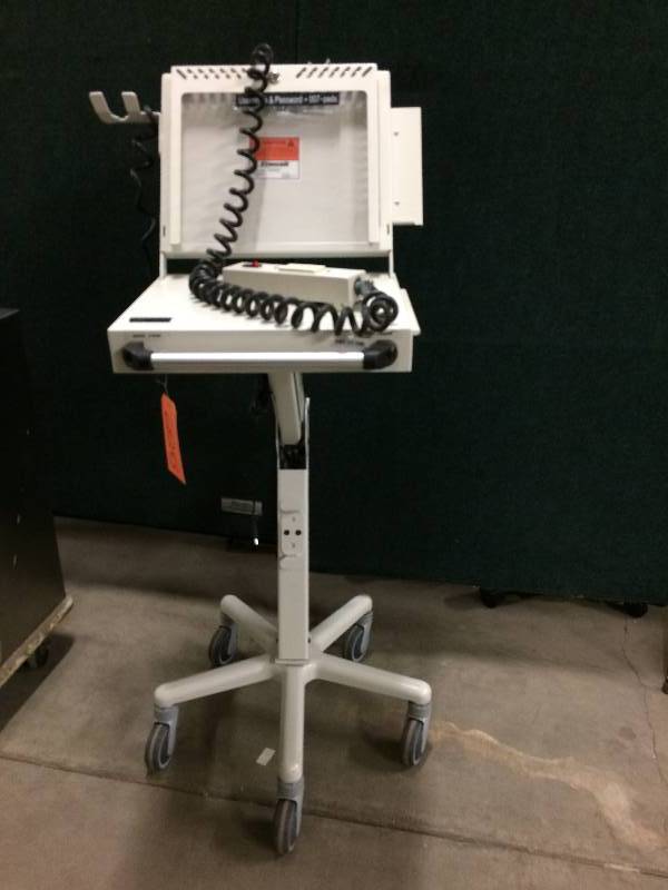 lot 14 image: Feather Touch Stinger Levitator Model #5825 Medical Clinic Doctors Office Laptop Caddy Cart Ergotron - Multi Positional - Great Condition With Power Supply Strip