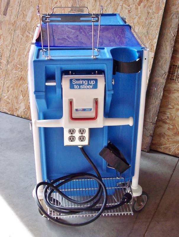 lot 34 image: WOW REtails New $3000 Metro Lifeline Emergency Medical Center Crash Cart - Great Condition  Multiple Uses For This Heavy Duty 4 Drawer Locking Cart