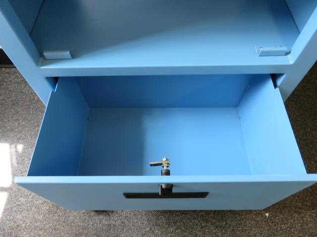 lot 5 image: Medical Grade Dyonics INTELIJET Arthroscopy Multipurpose Cart With Locking Drawer, Power Strip & Locking Wheels - Excellent Condition - Contents Not Included