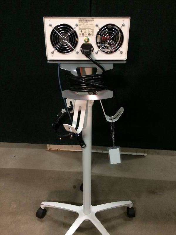 lot 68 image: Smith  Nephew Micro Bright Illuminator 7023-2100 Light Source With Stand - Excellent Condition