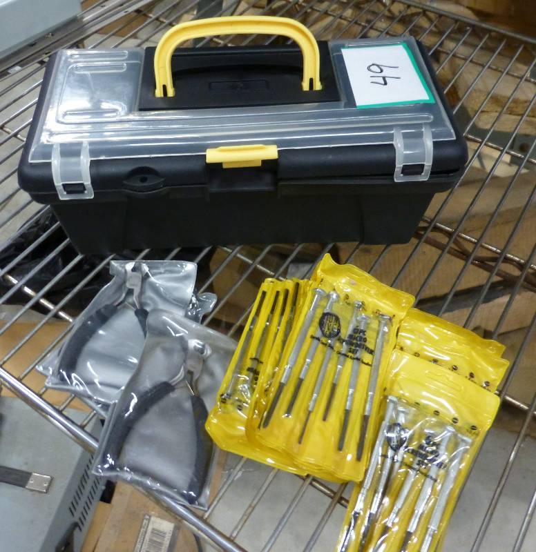 40 small screwdriver sets and 3 snu...