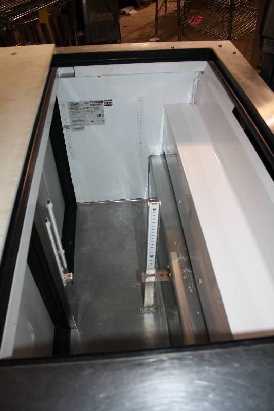 True 48 Refrigerated Prep Table on Wheels, Open Top, Model TSSU-48-18M-B, 115V, Runs and Cools