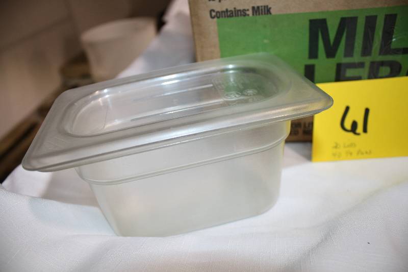 19 Containers and Lids