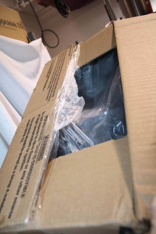 Smart Lock Foam Hinged Lid Containers