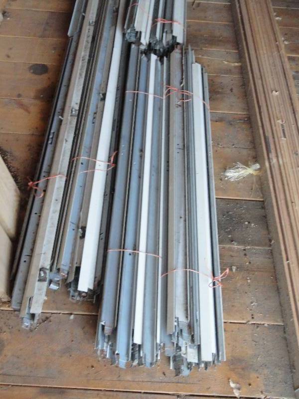 lot 605 image: Drop ceiling metal strips,