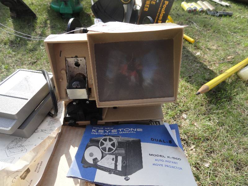 lot 619 image: Keystone Dual Projector