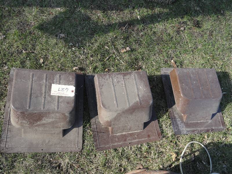 lot 627 image: Roof Vents R-61 NH Rudeen Co.  3 count