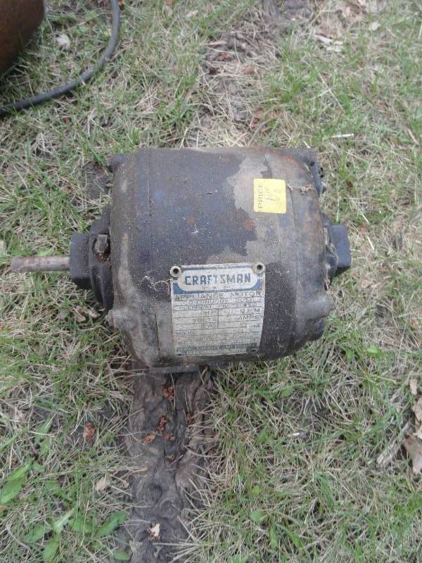 lot 629 image: Appliance motor, Craftsmen, Model 116 1411 Condition unknown