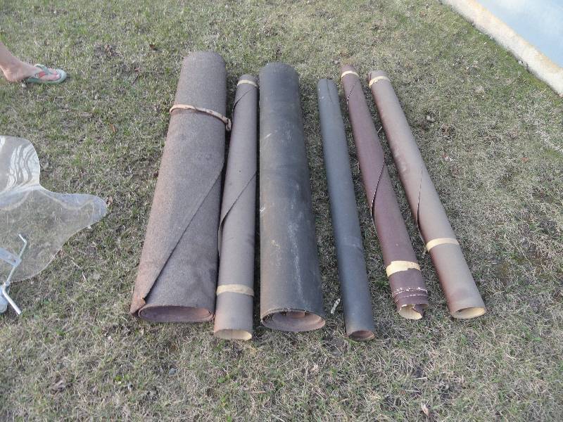 lot 659 image: Sandpaper rolls, 52 14 - #24 , 50 - #60, 51 - #60, 51 38- #60