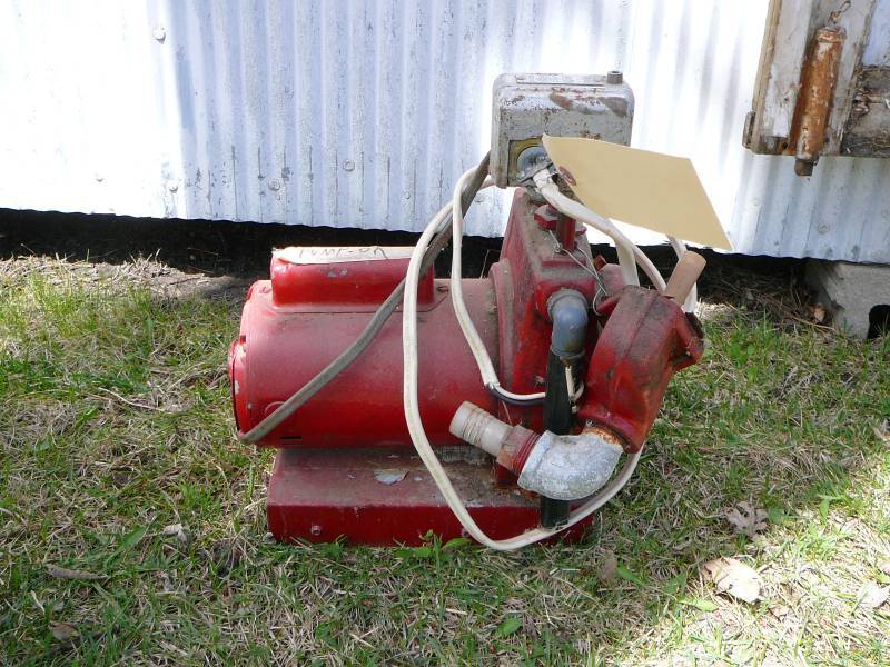 lot 679 image: Motor General electric Ac Motor, Thermal Protec, Model# 5KC39JG150ET, Volt 115230 Rpm 3450