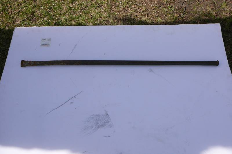 lot 706 image: Vintage Pry bar 52 14 long