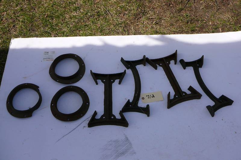 lot 713 image: Barrel Stove Parts