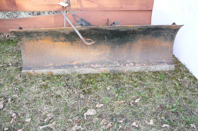 lot 774 image: Snowdirt blade 46