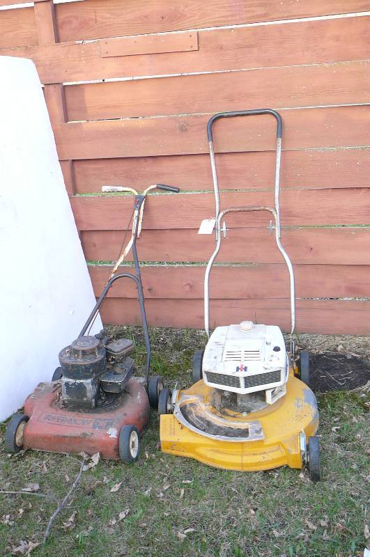 lot 775 image: 2 -Lawn mowers condition unknown