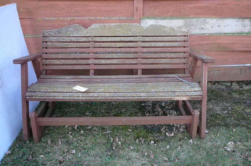 lot 780 image: Ceder Bench glider