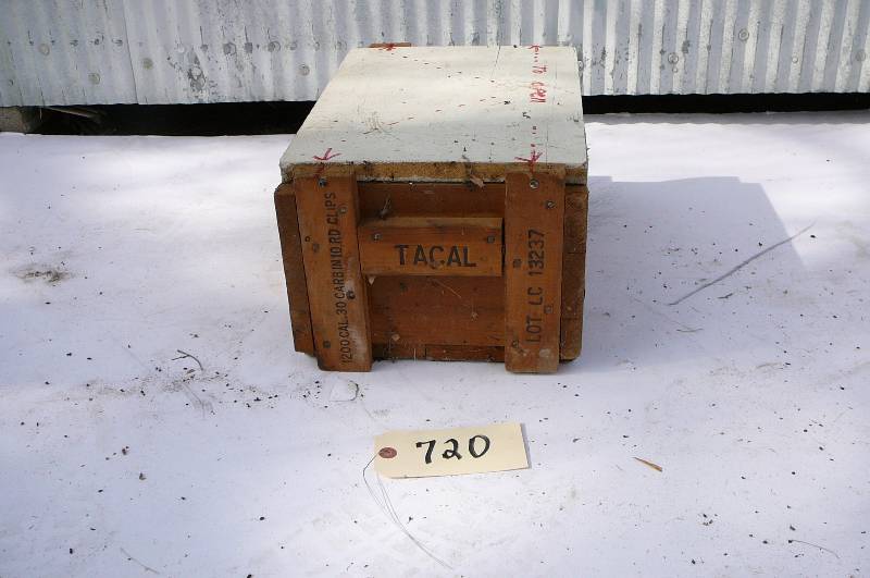 lot 720 image: Tacal 1200 Cal Wooden Box Lot LC13237