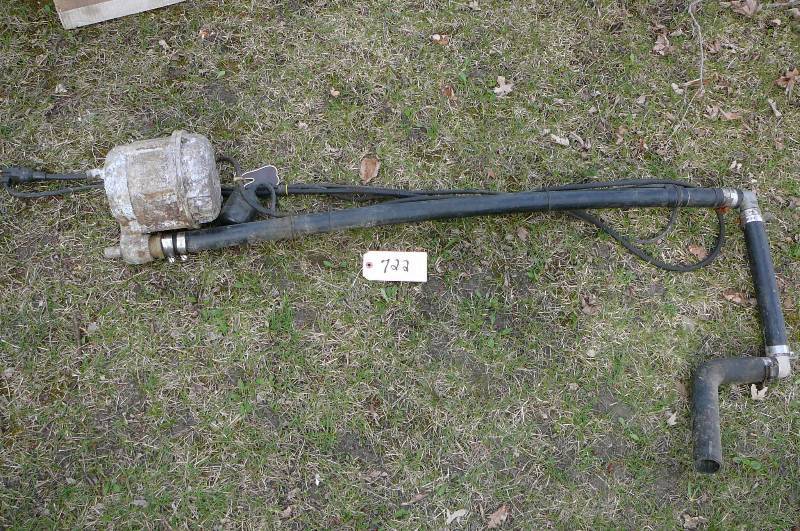 lot 722 image: Sump pump parts