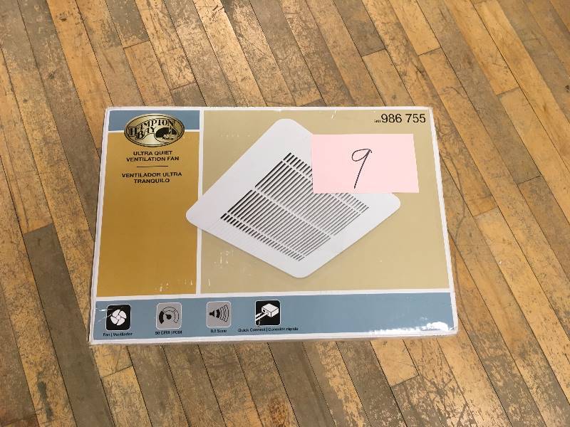 Hampton Bay 50 CFM Ceiling Bath Fan open box not used