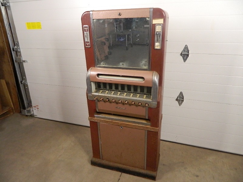 lot 2 image: Vintage National Cigarette Vending Machine