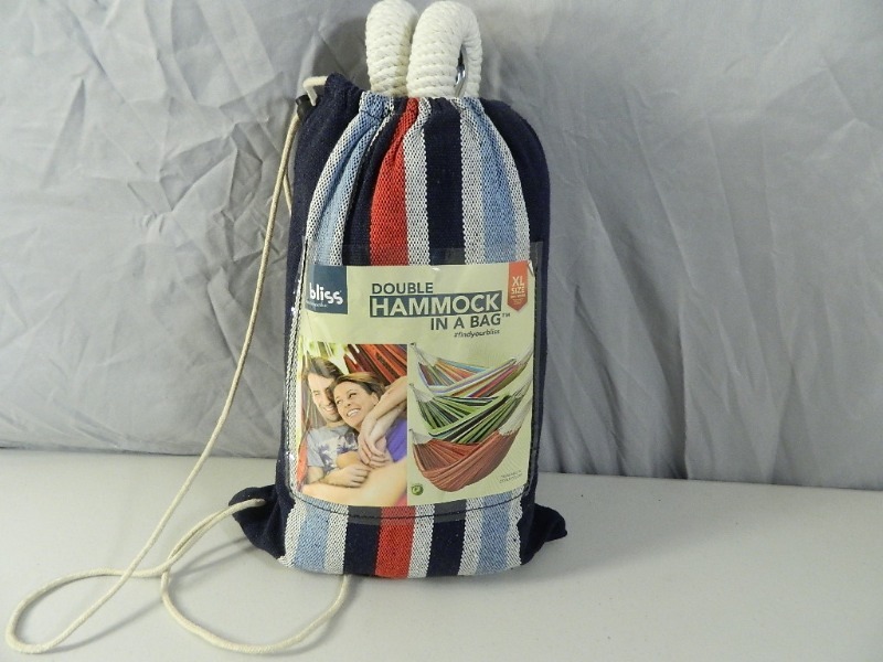 lot 39 image: New XL Bliss Double Hammock in A Bag
