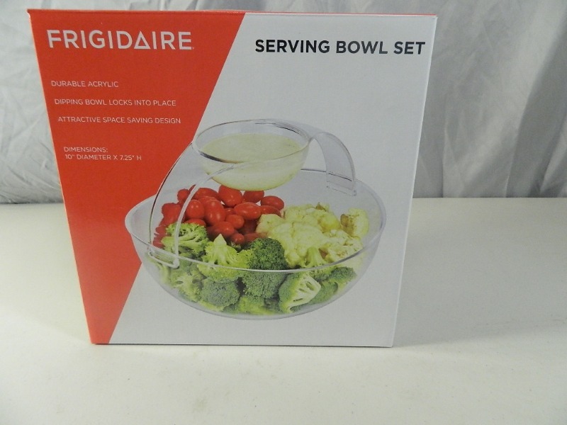 lot 41 image: New Frigidaire Serving Bowl Set