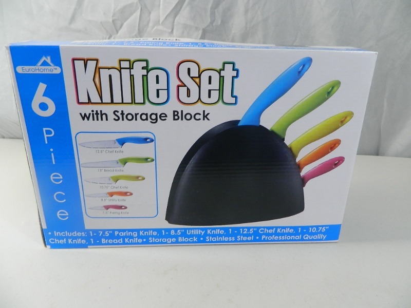 lot 55 image: New 6 Piece Knife Set
