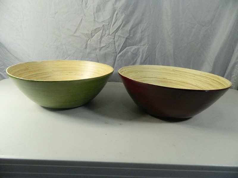 lot 63 image: 2 New Large Simply Bamboo Bowls