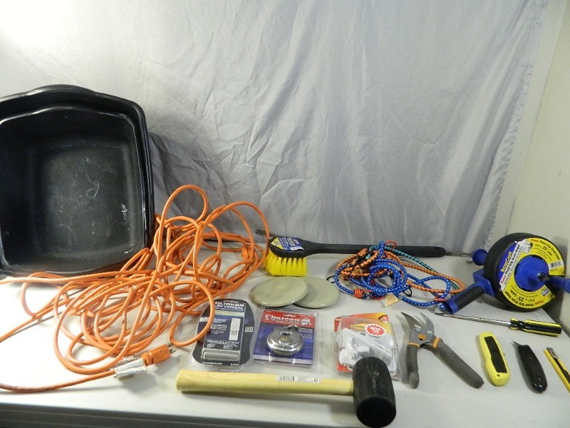 lot 112 image: Shop Supplies and Tools