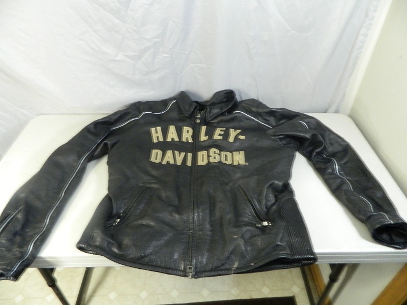 lot 116 image: Harley Davidson Leather Jacket