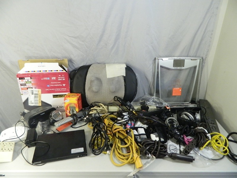 lot 134 image: Assorted Electronics