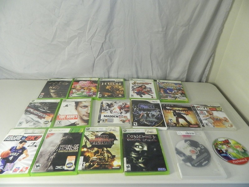 lot 151 image: 18 Video Games