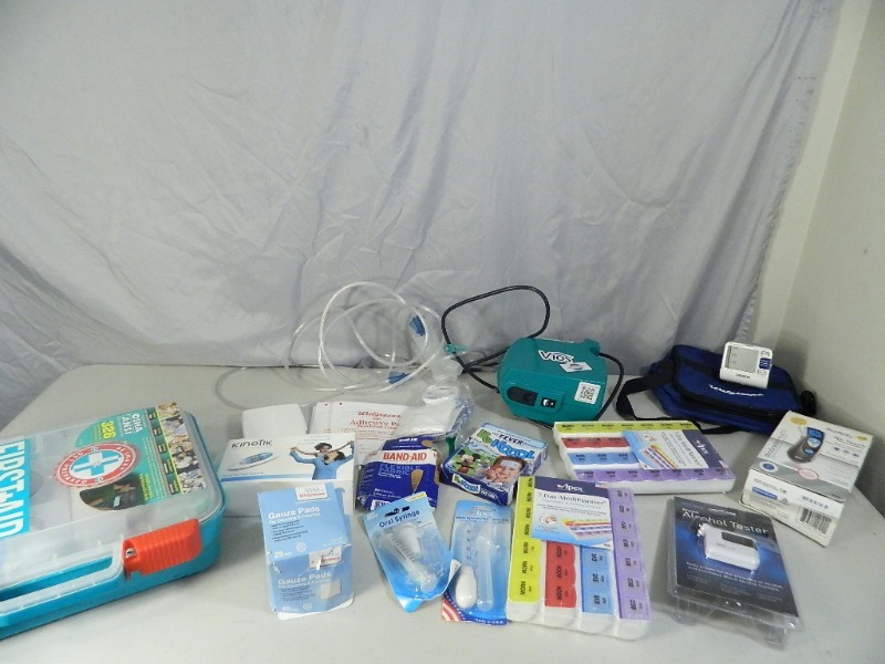 lot 155 image: Medical Supplies