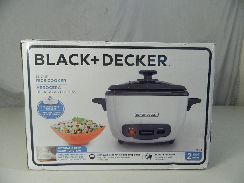 lot 157 image: Black and Decker Rice Cooker