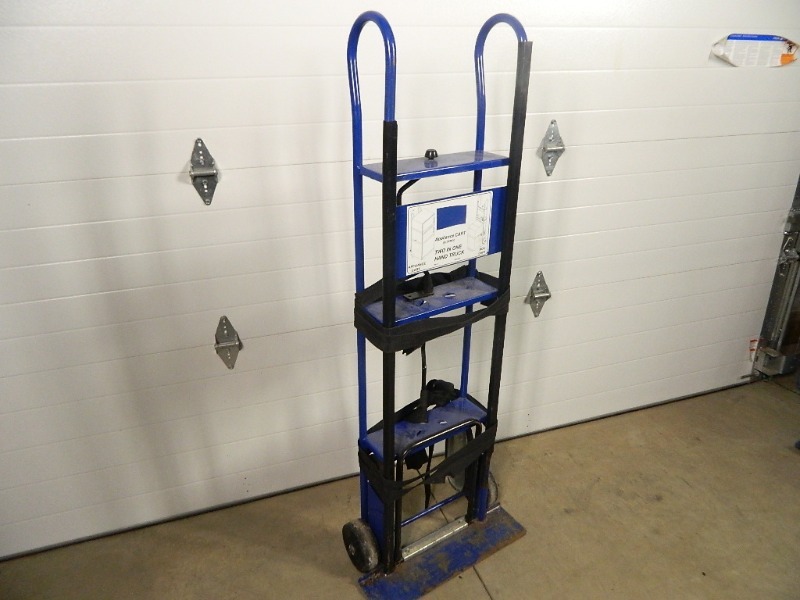 lot 15 image: Appliance Dolly