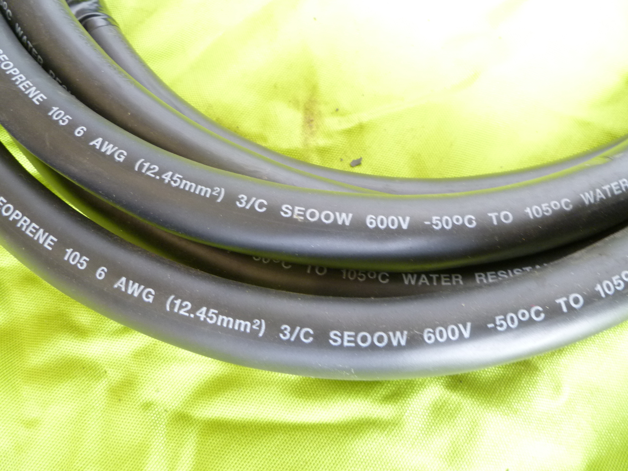 lot 35 image: 25ft 63 AWG Power Cable