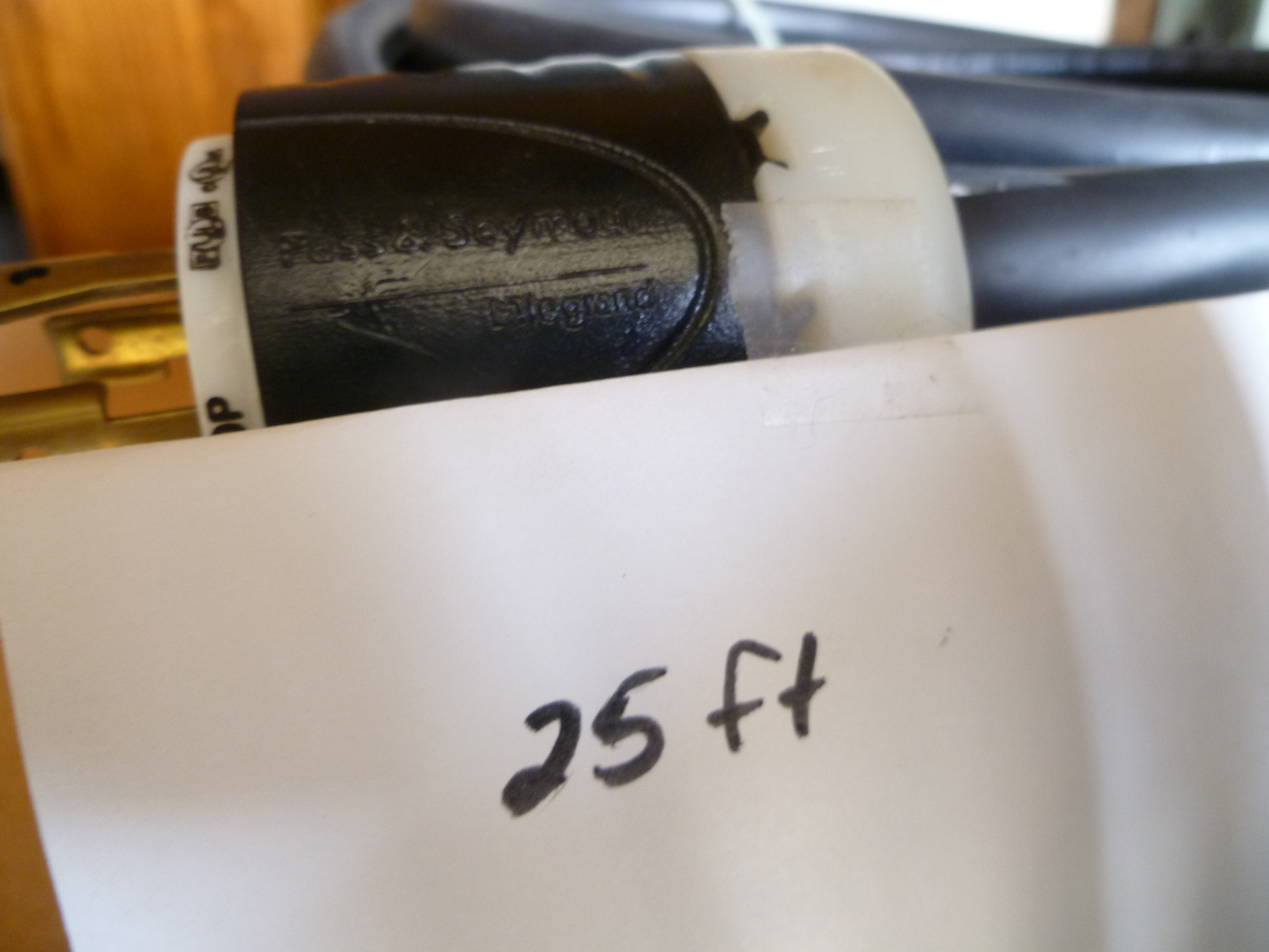 lot 36 image: 25ft 123 HD Power Cable