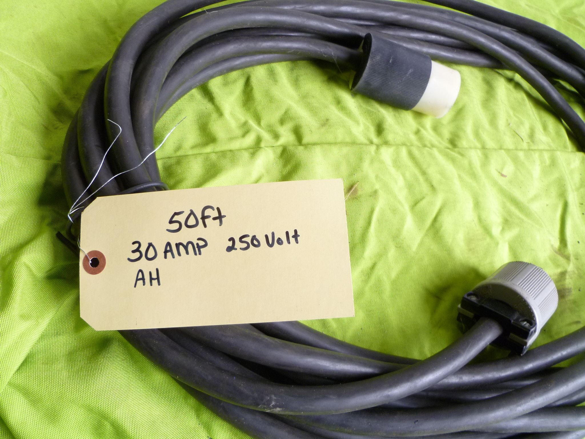 lot 54 image: 50ft  Power Cord