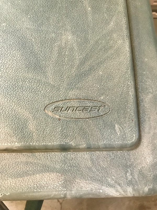 SUNCAST GARDEN HOSE REEL BOX