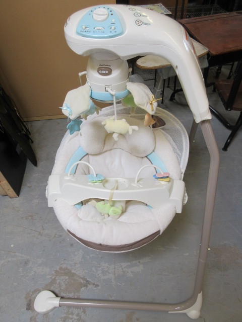 SWING CRADLE