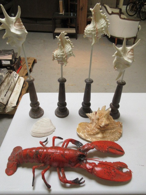 BEACH THEMED DECORATIONS