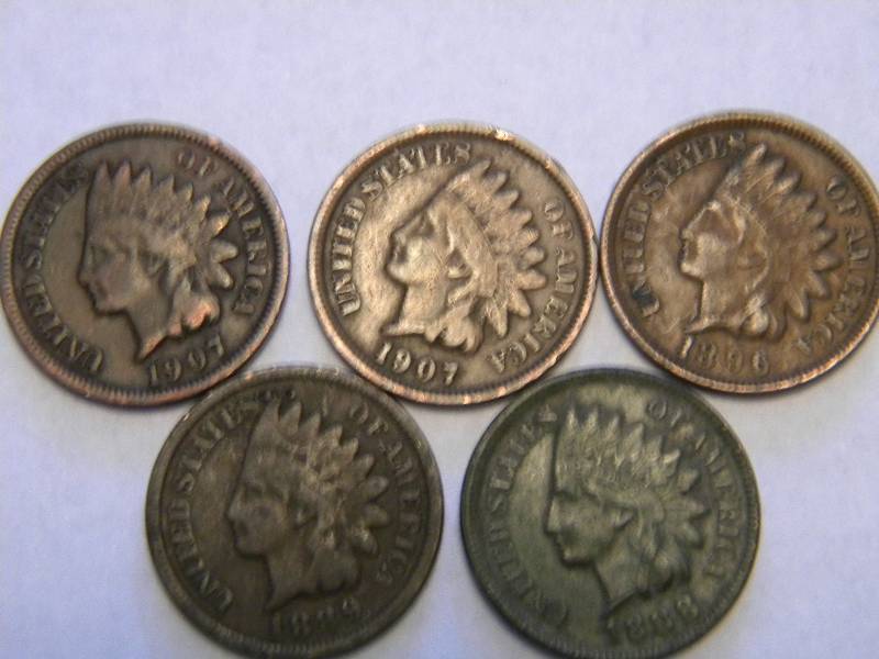 lot 2 image: Indian Head Pennies