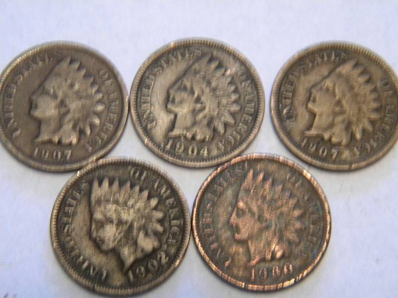 lot 4 image: Indian Head Pennies
